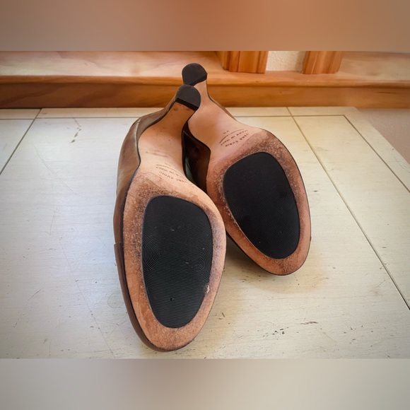 SOLD! Tan Leather Anyi Lu Pumps - Picture 7 of 9